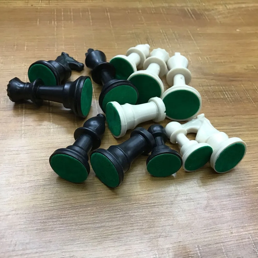 Compact Size 65MM 32 Medieval Chess Plastic Complete Chessmen International Word Chess Game Entertainment Playing Chess
Compact Size 65MM 32 Medieval Chess Plastic Complete Chessmen International Word Chess Game Entertainment Playing Chess