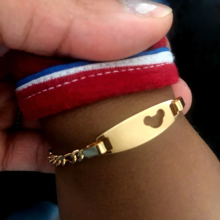Lovely Kids Bracelet Gold Baby Jewelry for Christening Children Babe Armband Pulsera Bebe Bijoux Bracciali Bebek Bilezik B0342
Lovely Kids Bracelet Gold Baby Jewelry for Christening Children Babe Armband Pulsera Bebe Bijoux Bracciali Bebek Bilezik B0342