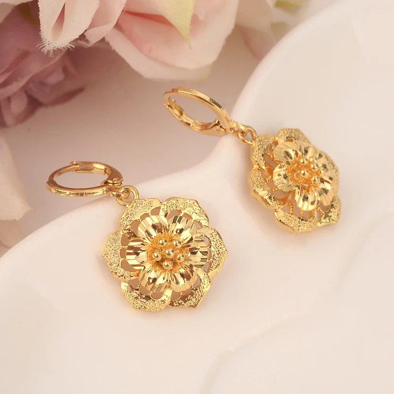 Bangrui Classical Africa flower Earrings for Women / Girl, Gold Color Arab Middle Eastern Jewelry Mom girls Gifts
Bangrui Classical Africa flower Earrings for Women / Girl, Gold Color Arab Middle Eastern Jewelry Mom girls Gifts