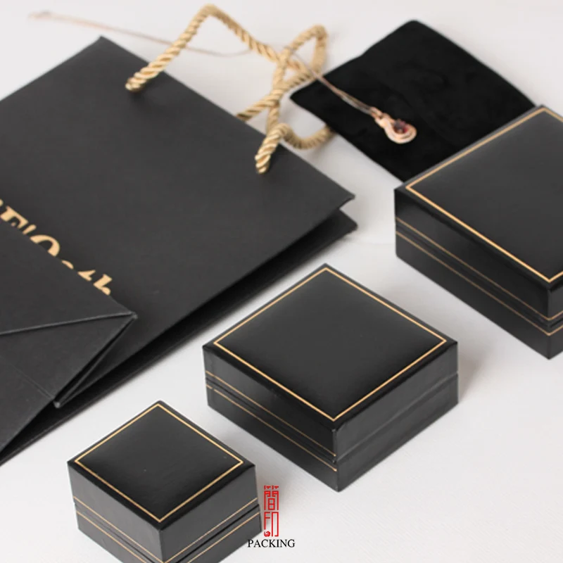New Jewelry Boxes The Black and Blue colour case boxes Necklace and Bracelet display Box
New Jewelry Boxes The Black and Blue colour case boxes Necklace and Bracelet display Box