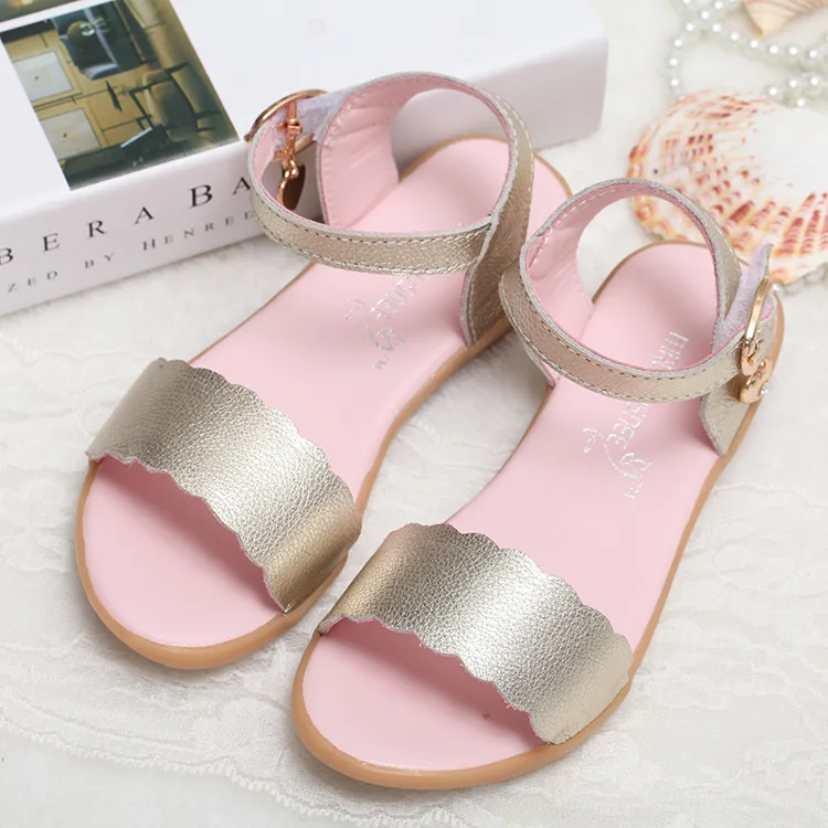 Summer Children Genuine Leather Sandals Girls New Roman Rivets Sandals Girls Flat Solid Color Fashion Sandals
Summer Children Genuine Leather Sandals Girls New Roman Rivets Sandals Girls Flat Solid Color Fashion Sandals