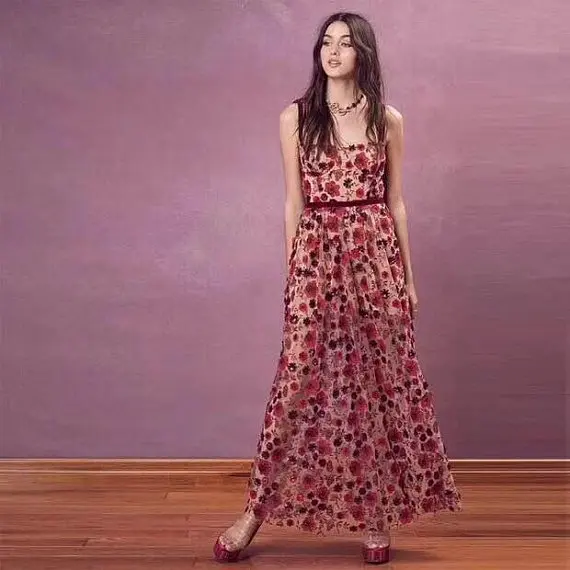 5yards high end lace fabric, embroidered lace fabric with sequins, sequined tulle lace fabric with red florals
5yards high end lace fabric, embroidered lace fabric with sequins, sequined tulle lace fabric with red florals