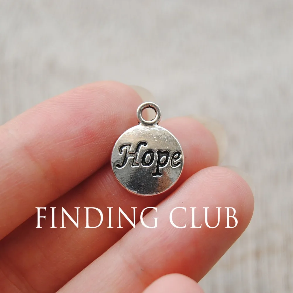 Круглые Подвески с надписью «Hope», серебристого цвета, 50 шт., 12 мм, металлическая подвеска для браслета, ожерелья, Ювелирная фурнитура A715
Круглые Подвески с надписью «Hope», серебристого цвета, 50 шт., 12 мм, металлическая подвеска для браслета, ожерелья, Ювелирная фурнитура A715