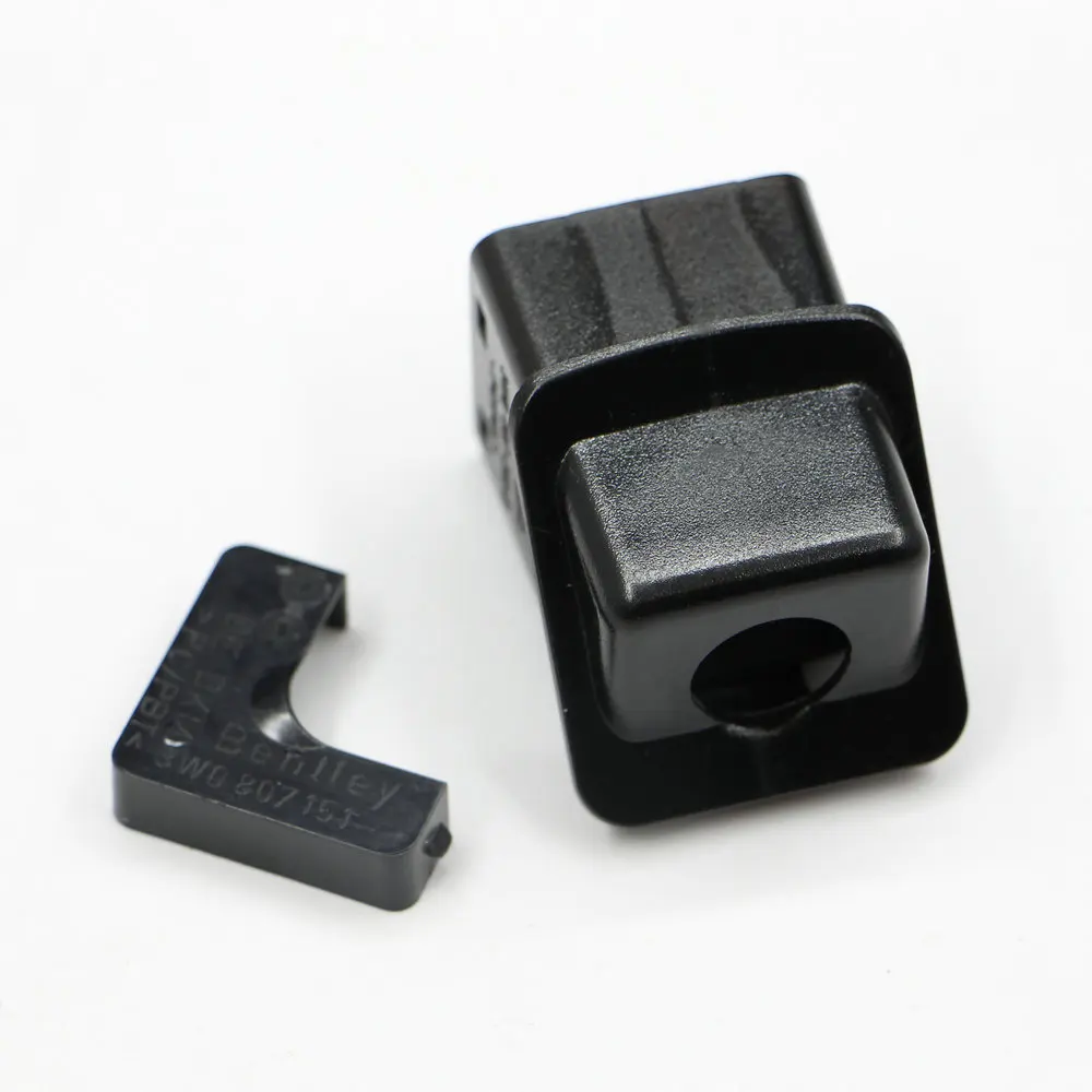 RNS510 RNS315 RCD510 RGB camera bracket Reversing image support FOR Scirocco golf PASSAT Phaeton 3W0 807 210 B
RNS510 RNS315 RCD510 RGB camera bracket Reversing image support FOR Scirocco golf PASSAT Phaeton 3W0 807 210 B