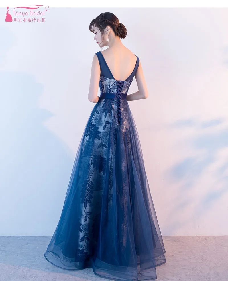 Navy Blue Lace Tulle Bridesmaid Dresses A Line Floor Length Illusion Neck V Back Wedding Guest Party Dress Gown 2021 New JQ148
Navy Blue Lace Tulle Bridesmaid Dresses A Line Floor Length Illusion Neck V Back Wedding Guest Party Dress Gown 2021 New JQ148