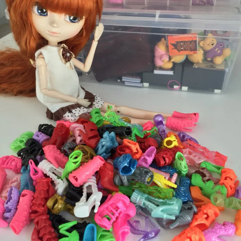 10Pair Heels Sandals +10Pair Boots Hot Sale Nice Dolls Accessories Plastic Doll Shoes 1/6 1:6 For Doll DIY
10Pair Heels Sandals +10Pair Boots Hot Sale Nice Dolls Accessories Plastic Doll Shoes 1/6 1:6 For Doll DIY