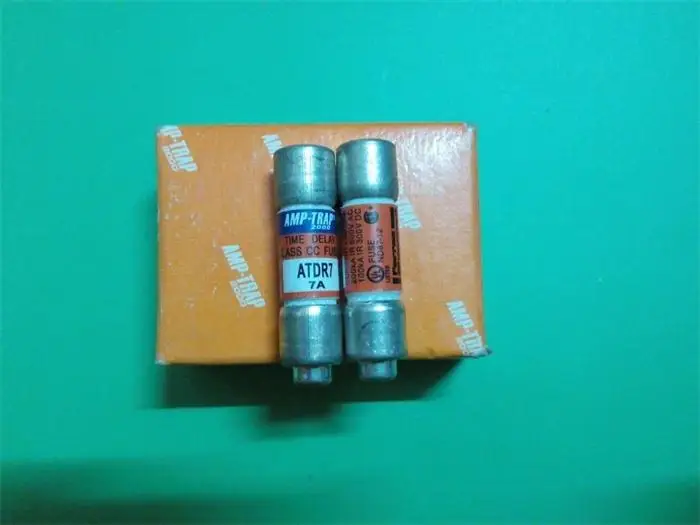 Бесплатная доставка, 5 шт. ATDR 7 AMP-TRAP 10X38 керамический плавкий предохранитель задержки/предохранитель 7A Mersen
Бесплатная доставка, 5 шт. ATDR 7 AMP-TRAP 10X38 керамический плавкий предохранитель задержки/предохранитель 7A Mersen