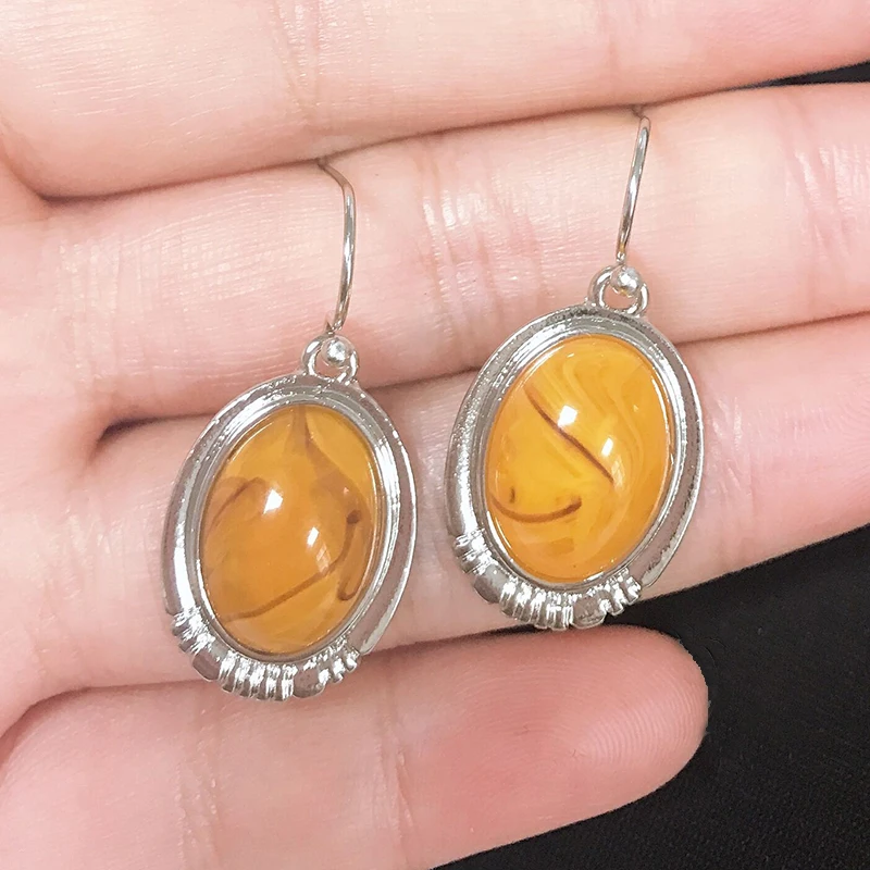 Vintage Oval Yellow Stone Drop Earring Female Ethnic Labradorite Earring Women Girl Party Dangle Earrings Brincos L5M016
Vintage Oval Yellow Stone Drop Earring Female Ethnic Labradorite Earring Women Girl Party Dangle Earrings Brincos L5M016
