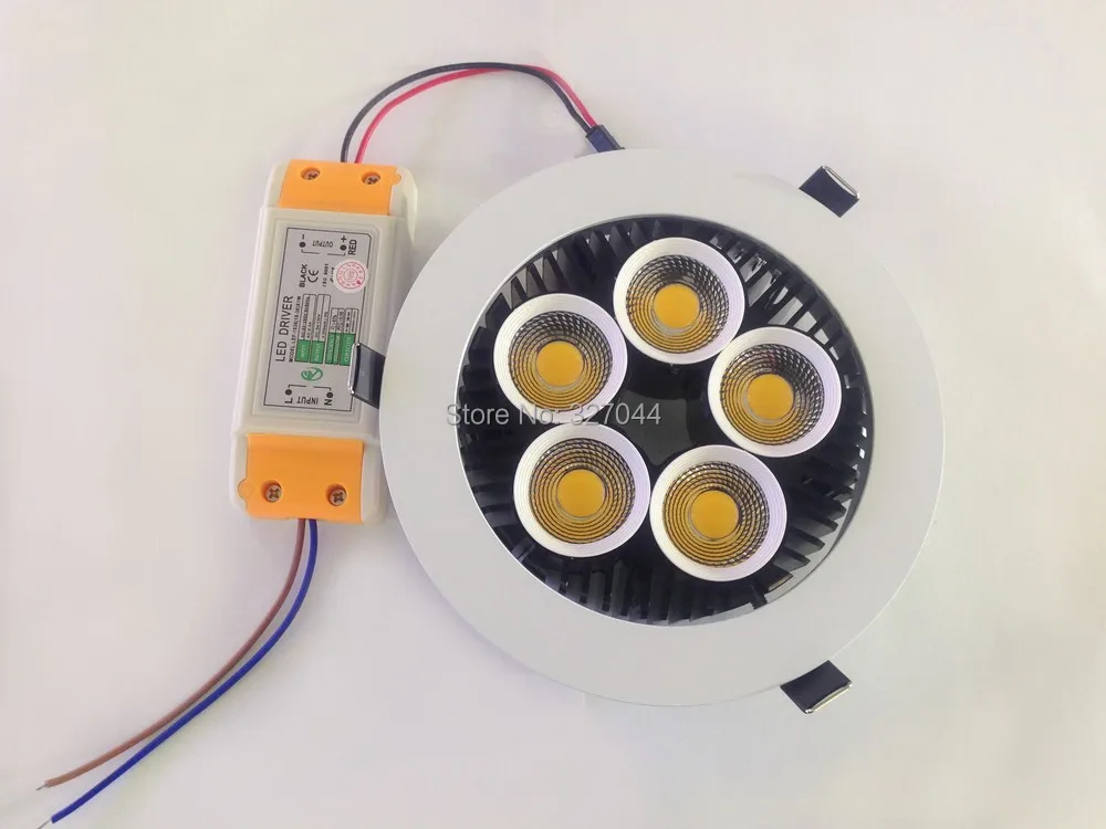 High Quality 30W 2800LM Cob Led Downlight 120 Degree Rotating Body LED Spot Light Led Ceiling Lamp
High Quality 30W 2800LM Cob Led Downlight 120 Degree Rotating Body LED Spot Light Led Ceiling Lamp