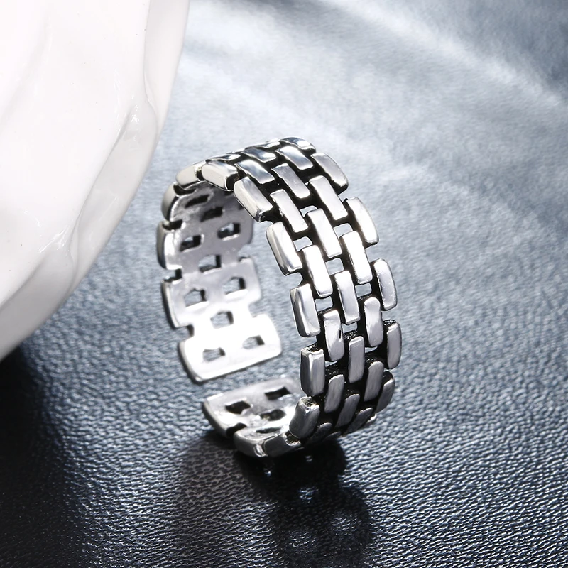 100% 925 sterling silver fashion geometric female gift thai silver ladies`finger rings women ring wholesale cheap drop shipping
100% 925 sterling silver fashion geometric female gift thai silver ladies`finger rings women ring wholesale cheap drop shipping