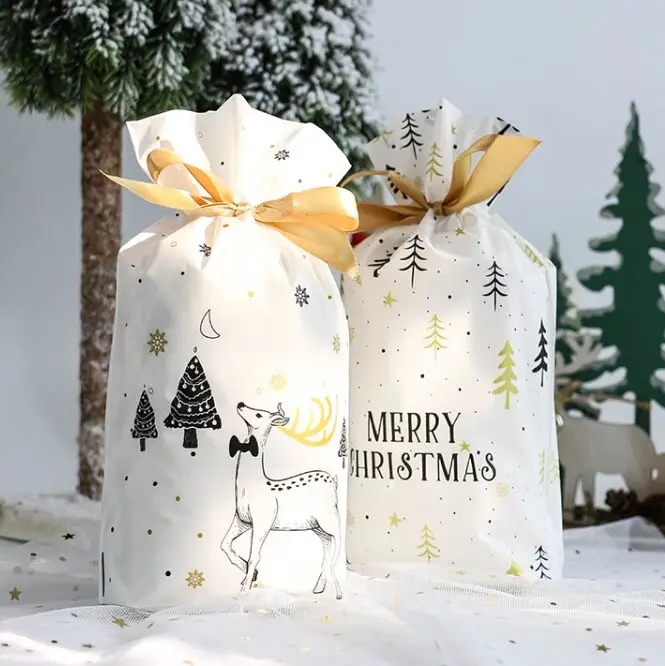 10pcs/lot 2 styles Merry Christmas plastic bags Christmas deer gift packaging bags Drawstring Bag Candy Bag 14.5x23cm
10pcs/lot 2 styles Merry Christmas plastic bags Christmas deer gift packaging bags Drawstring Bag Candy Bag 14.5x23cm