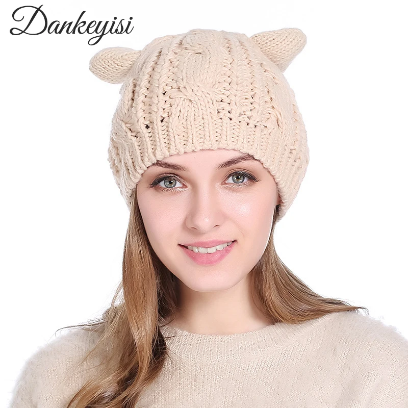 DANKEYISI Warm Female Winter Beanie Hats Outdoor Knitted Caps Women Flashing Bonnet For Girl Skullies Hat Touca Feminina Inverno
DANKEYISI Warm Female Winter Beanie Hats Outdoor Knitted Caps Women Flashing Bonnet For Girl Skullies Hat Touca Feminina Inverno