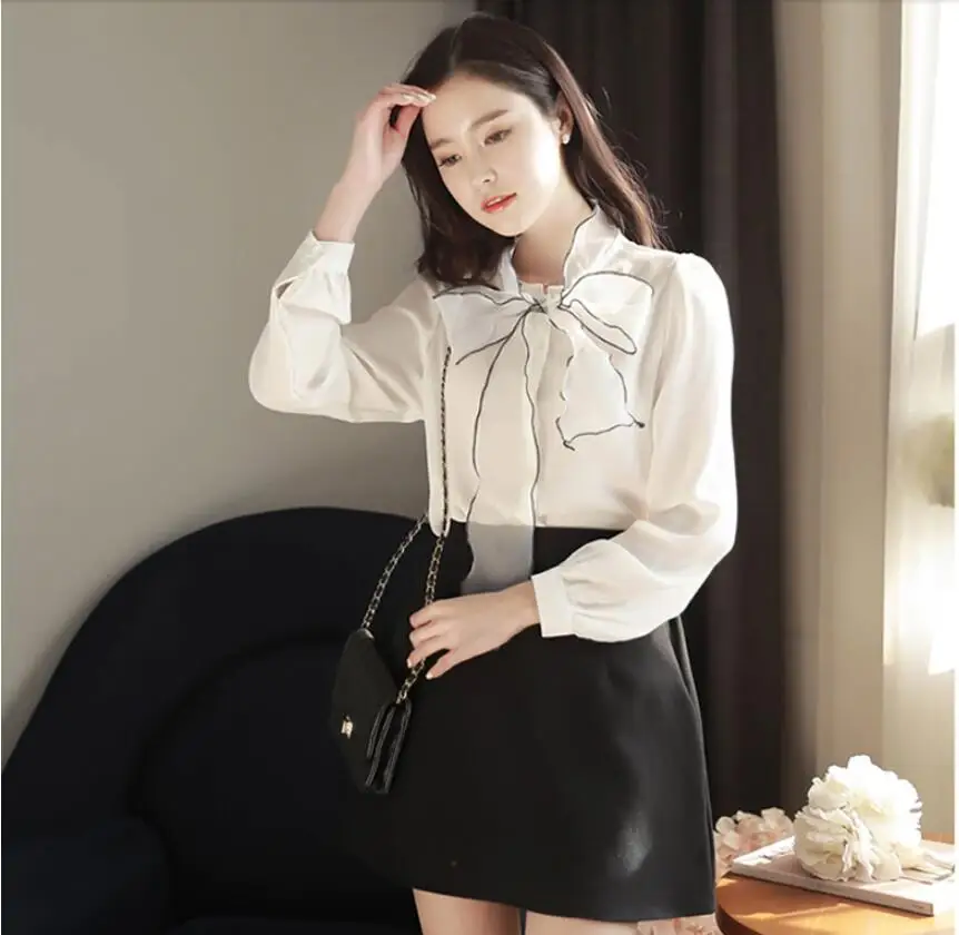 Spring Bow Ruffled Chiffon Shirt Long Sleeve Blouse Sweet Lap top Elegant Women Blouses Tops
Spring Bow Ruffled Chiffon Shirt Long Sleeve Blouse Sweet Lap top Elegant Women Blouses Tops