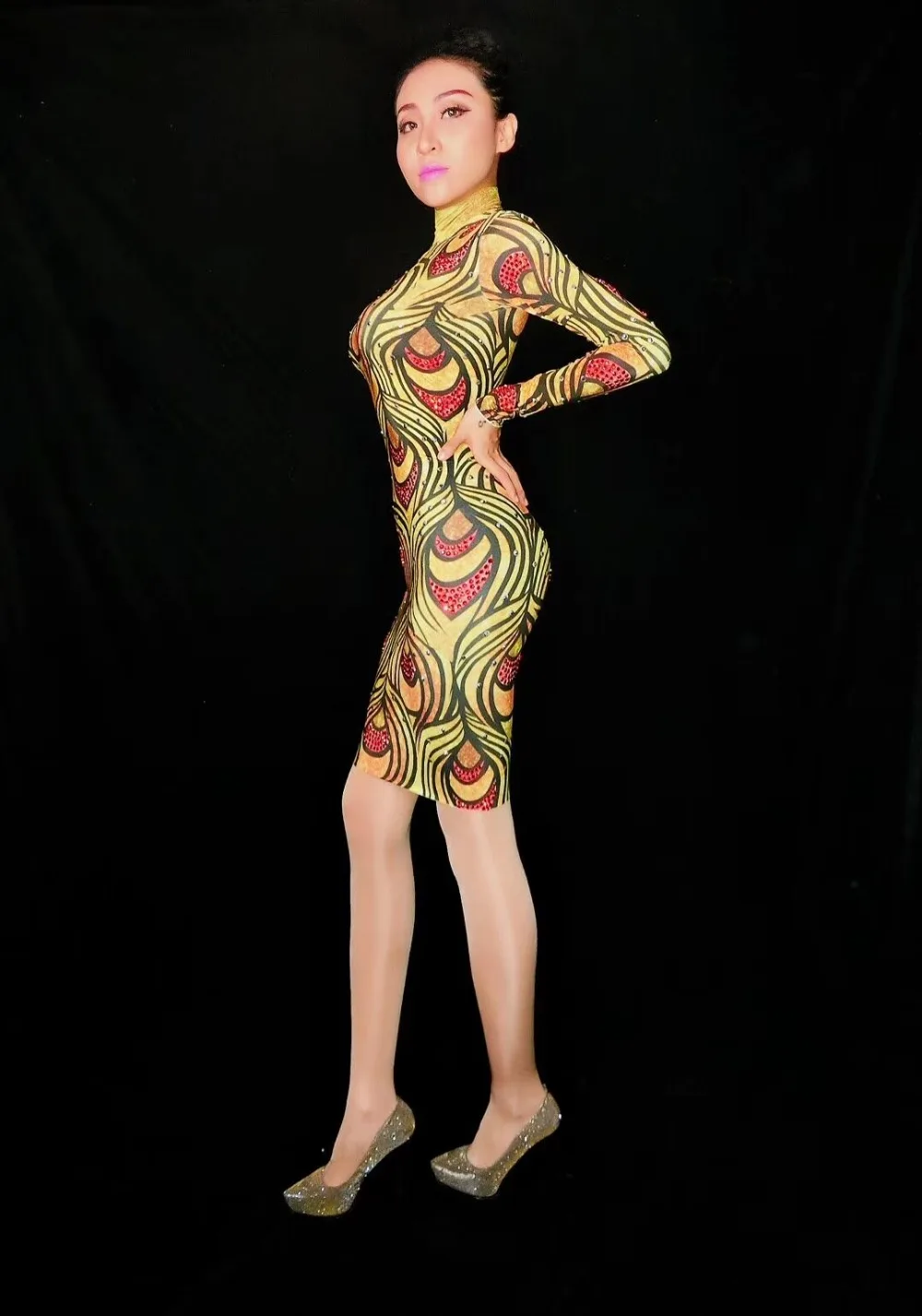 Women Nightclub Party Costume Novelty Printing Sexy Skinny Dress Long Sleeve One Piece Bar DJ Singer Performance Stage Dresses
Women Nightclub Party Costume Novelty Printing Sexy Skinny Dress Long Sleeve One Piece Bar DJ Singer Performance Stage Dresses
