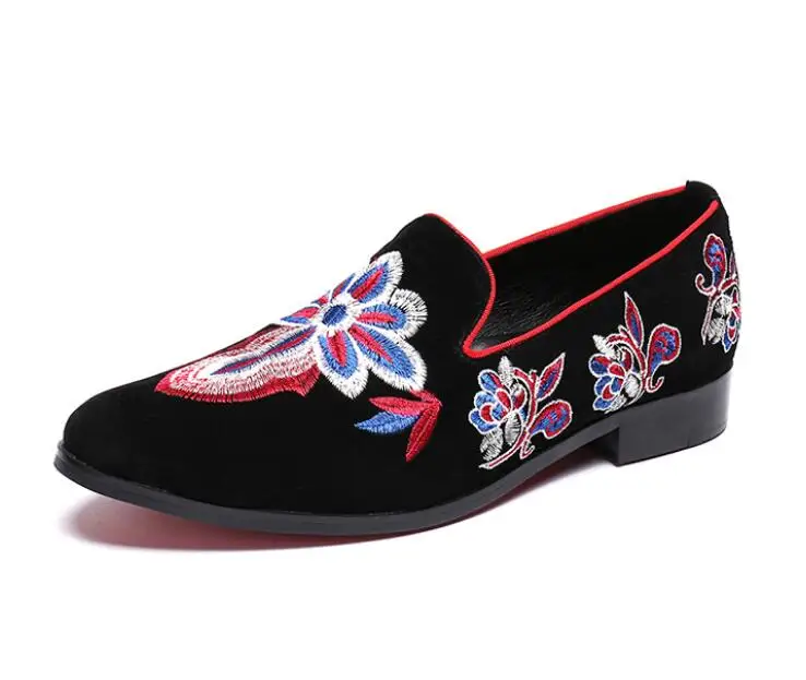 New Vintage Floral Embroidery Men Dress Shoes British Style Suede Leather Men Loafers Party Casual Shoes Slip On Size 38-46
New Vintage Floral Embroidery Men Dress Shoes British Style Suede Leather Men Loafers Party Casual Shoes Slip On Size 38-46