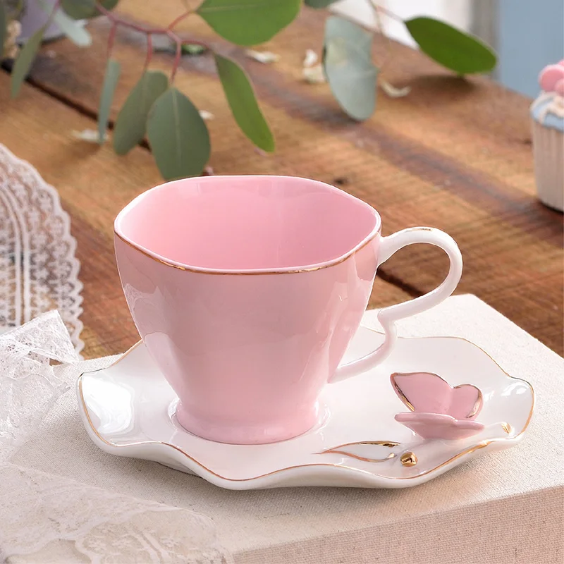 New Exquisite Butterfly Bird Top Bone China 220ml Coffee Cup Saucer Free Spoon Ceramic Teacup European Porcelain Tea Cup
New Exquisite Butterfly Bird Top Bone China 220ml Coffee Cup Saucer Free Spoon Ceramic Teacup European Porcelain Tea Cup