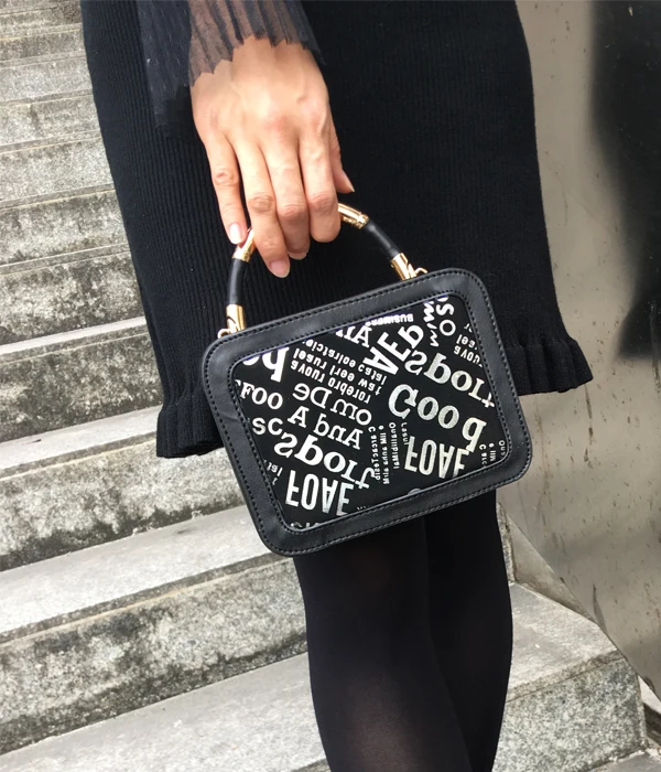 Personalized Letters Corduroy Fashion Box Style Female Party Handbag Shoulder Bag Ladies Crossbody Mini Messenger Bag Flap
Personalized Letters Corduroy Fashion Box Style Female Party Handbag Shoulder Bag Ladies Crossbody Mini Messenger Bag Flap