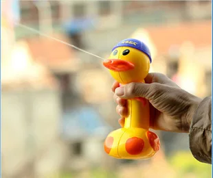 18cm baby classic toys cute duck Water gun Child Swimming Bath Toys Spray water learning & education outdoor fun & sports toy
18cm baby classic toys cute duck Water gun Child Swimming Bath Toys Spray water learning & education outdoor fun & sports toy