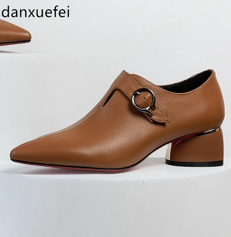 Plus size 34-42 women's genuine leather pumps low heel comfortable autumn OL style high heels high quality pointed toe shoes hot
Plus size 34-42 women's genuine leather pumps low heel comfortable autumn OL style high heels high quality pointed toe shoes hot