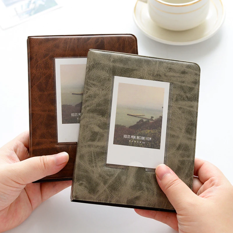 Retro 3 Inches 64 Pockets Photo Album Mini Instant Album Polaroid Photo Album Picture Case Storage Fuji Instax Mini 9/8/70 / 7s
Retro 3 Inches 64 Pockets Photo Album Mini Instant Album Polaroid Photo Album Picture Case Storage Fuji Instax Mini 9/8/70 / 7s