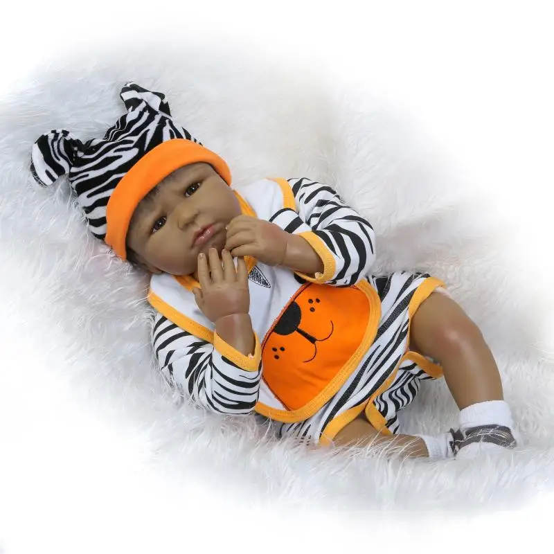 22 Inch Black Reborn Baby Dolls Newborn Baby Creative Gift for Childrens Bebe Alive Silicone Reborn Bonecas Sleeping Toys
22 Inch Black Reborn Baby Dolls Newborn Baby Creative Gift for Childrens Bebe Alive Silicone Reborn Bonecas Sleeping Toys