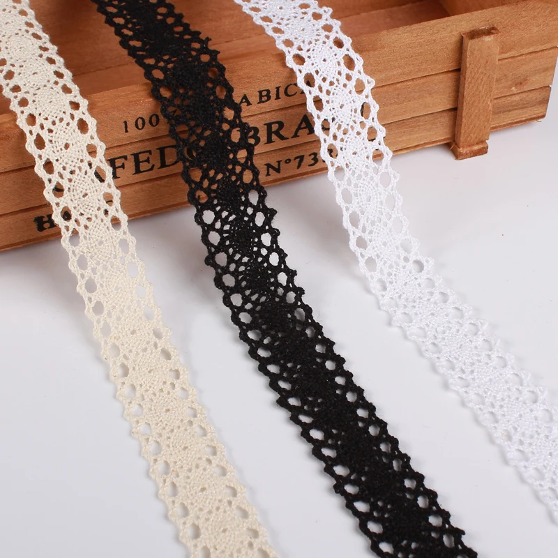 30yards width 2.1cm white Cotton Lace Trim fabric Ribbons Handmade DIY dress skirt Hat Tablecloth Apparel Sewing Accessories
30yards width 2.1cm white Cotton Lace Trim fabric Ribbons Handmade DIY dress skirt Hat Tablecloth Apparel Sewing Accessories