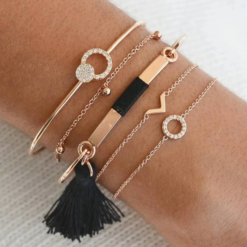 Fashion Boho Round Crystal Bracelet Femme Gold Color Leaves Tassel Alloy Bracelet Set Women's Personality Party Jewelry Gift
Fashion Boho Round Crystal Bracelet Femme Gold Color Leaves Tassel Alloy Bracelet Set Women's Personality Party Jewelry Gift