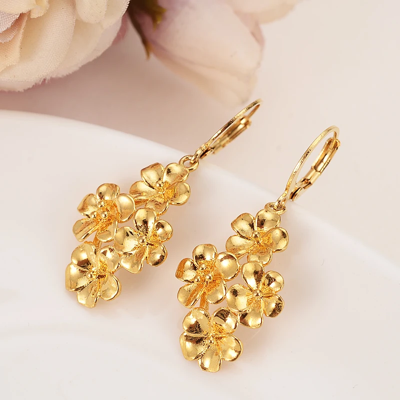 gold flower drop earring Ethiopian/Nigeria/Kenya /Ghana Gold color Dubai african Arab Middle Eastern Jewelry Mom girl Gifts
gold flower drop earring Ethiopian/Nigeria/Kenya /Ghana Gold color Dubai african Arab Middle Eastern Jewelry Mom girl Gifts