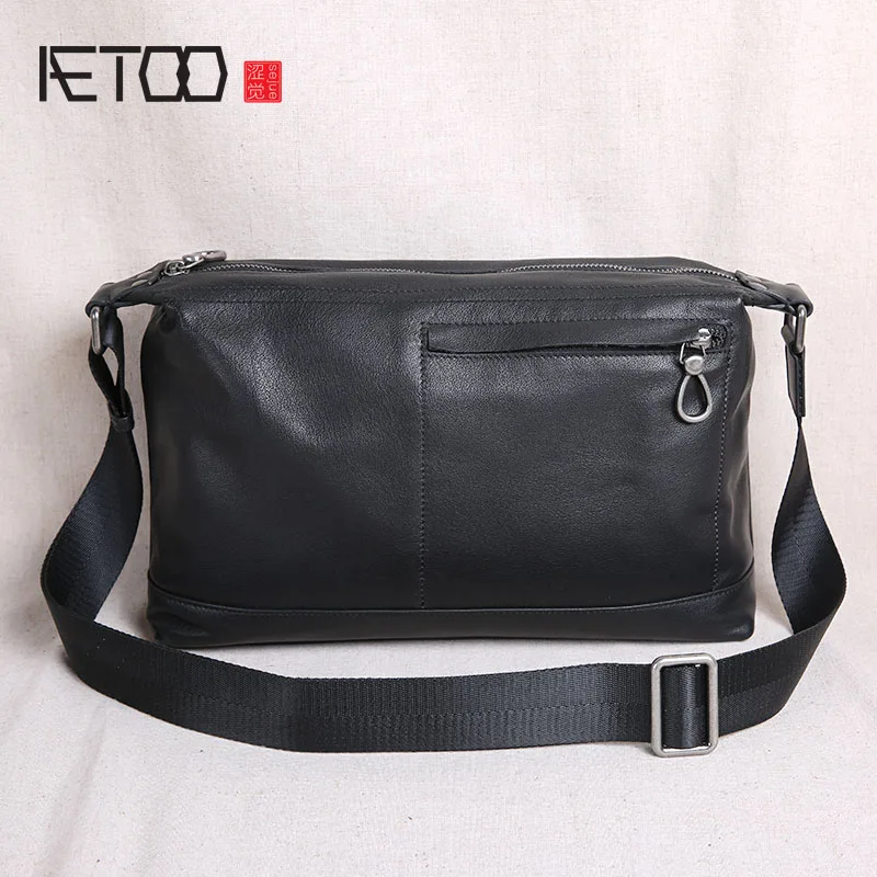 AETOO Shoulder bag men's leather Messenger bag casual top layer leather men's bag new wave soft leather cross section men's bag
AETOO Shoulder bag men's leather Messenger bag casual top layer leather men's bag new wave soft leather cross section men's bag