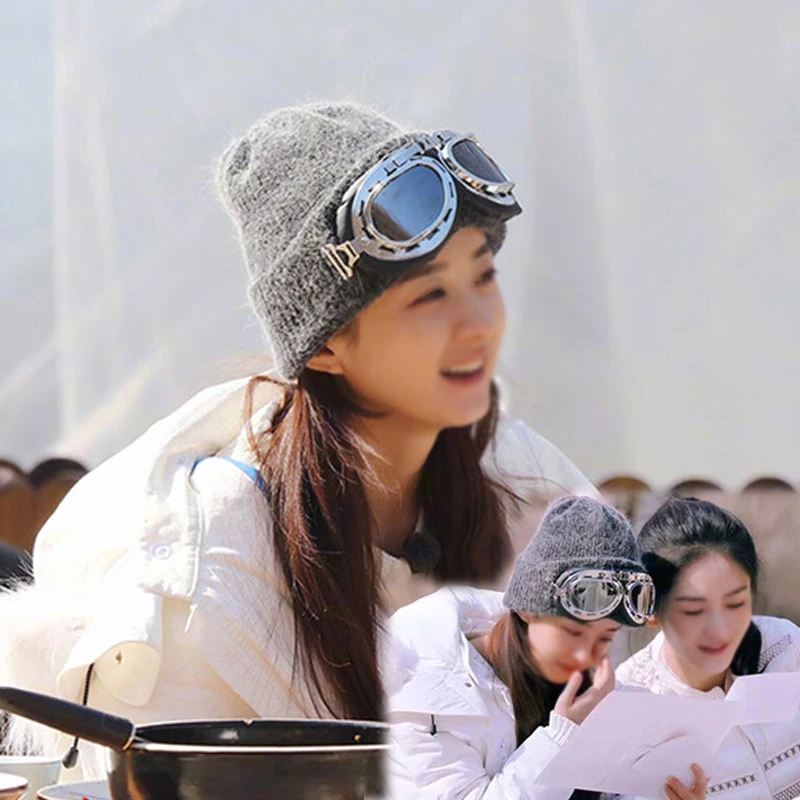 High Quality Knitted Beanies&Skullies Women Winter Warm Hat With Ski Glasses Men Thick Knitting Rabbit Fur Cap Gorra YY17249
High Quality Knitted Beanies&Skullies Women Winter Warm Hat With Ski Glasses Men Thick Knitting Rabbit Fur Cap Gorra YY17249