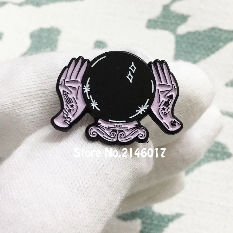 10pcs Wholesale 1'' Magic Fortune Ball Enamel Pin Witch Lucky Lapel Badge Loll3 Spooky Halloween Pins and Brooch
10pcs Wholesale 1'' Magic Fortune Ball Enamel Pin Witch Lucky Lapel Badge Loll3 Spooky Halloween Pins and Brooch