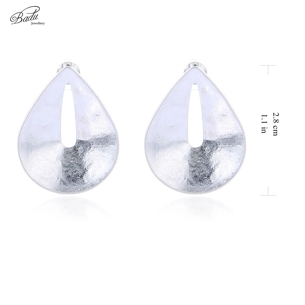Badu Punk Stud Earring Antique Gold Women Big Concave Hollow Jewelry Simple Europe Stud Earrings Female Brincos Wholesale
Badu Punk Stud Earring Antique Gold Women Big Concave Hollow Jewelry Simple Europe Stud Earrings Female Brincos Wholesale