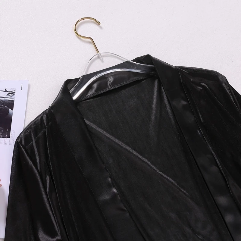 New Women Sexy Wedding Dress Gown Short Ice Silk Bride Robe Lace Kimono Nightwear Solid Color Nightgown Lingerie Plus Size
New Women Sexy Wedding Dress Gown Short Ice Silk Bride Robe Lace Kimono Nightwear Solid Color Nightgown Lingerie Plus Size