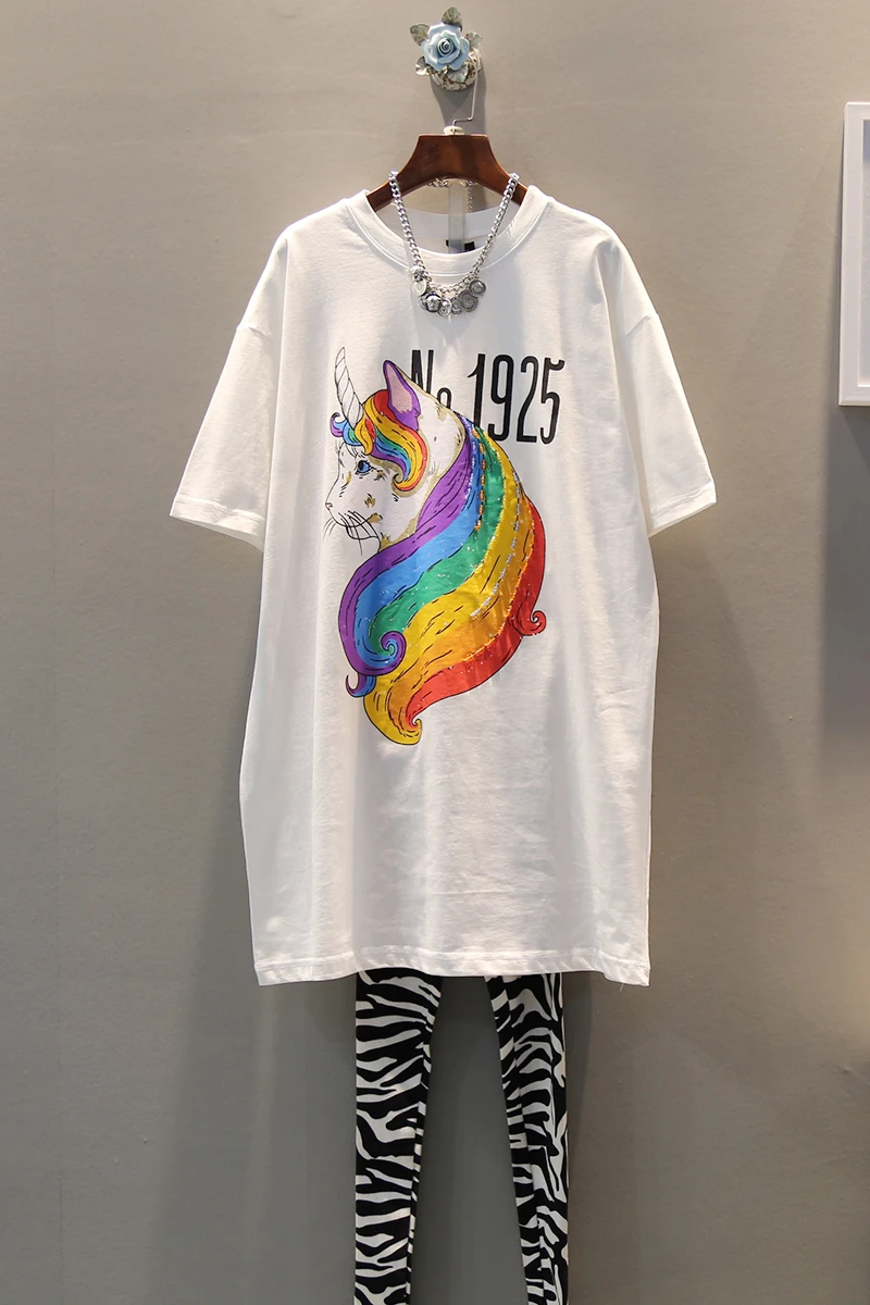 2019 spring new Korean fashion wild sequins cartoon print loose large size short sleeve wild dress female
2019 spring new Korean fashion wild sequins cartoon print loose large size short sleeve wild dress female