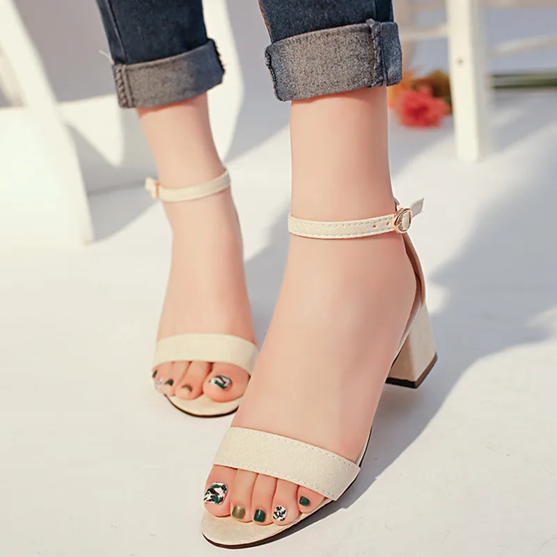 Sandals ladies wedge shoes high heels sandals summer 2019 flip-flops women's flat sandals
Sandals ladies wedge shoes high heels sandals summer 2019 flip-flops women's flat sandals