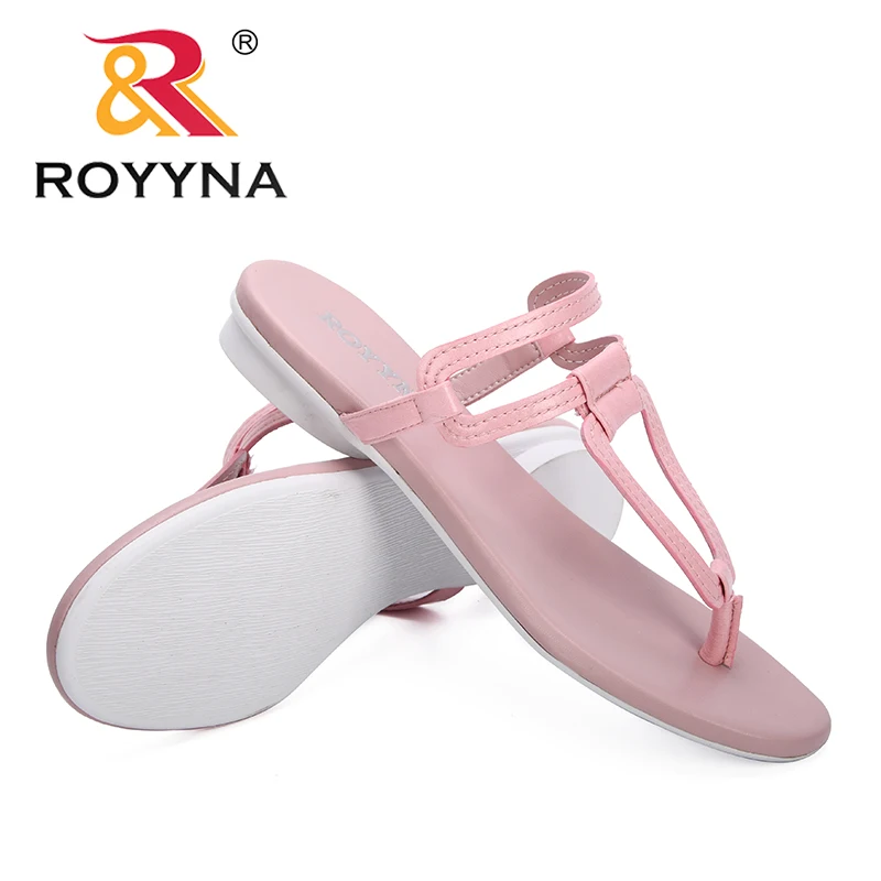ROYYNA New 2019 Women Shoes Comfortable Beach Slippers Summer Fashion Flip Flops Ladies Shoes Flat Sandals Gladiator Sandalias
ROYYNA New 2019 Women Shoes Comfortable Beach Slippers Summer Fashion Flip Flops Ladies Shoes Flat Sandals Gladiator Sandalias