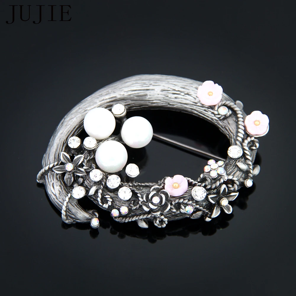 JUJIE Vintage Brooches Pearl Pins Brooch Feminino Crystal Flower Plant Geometric lapel pin Fashion Women Jewelry Dropshipping
JUJIE Vintage Brooches Pearl Pins Brooch Feminino Crystal Flower Plant Geometric lapel pin Fashion Women Jewelry Dropshipping
