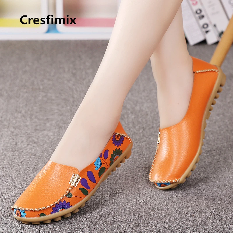 Женская обувь из натуральной кожи Cresfimix, Повседневная Удобная Уличная обувь из натуральной кожи с цветочным принтом, модель 2018, a2123
Женская обувь из натуральной кожи Cresfimix, Повседневная Удобная Уличная обувь из натуральной кожи с цветочным принтом, модель 2018, a2123