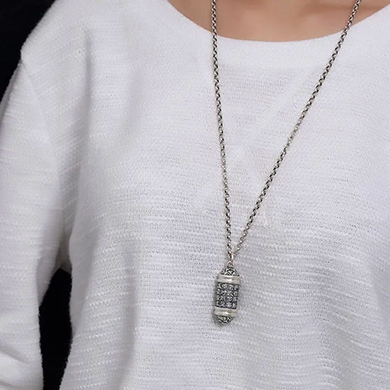 Openable Pure 990 Sterling Silver Tube Locket Pendants Buddhist Shurangama Mantra Bottle Urn Necklace Classic Buddhism Jewelry
Openable Pure 990 Sterling Silver Tube Locket Pendants Buddhist Shurangama Mantra Bottle Urn Necklace Classic Buddhism Jewelry
