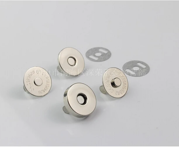 100 Sets/lot Silver Tone Magnetic Snaps Bag Purse Clasp Metal Button Fastener For Wallet Bags 14-3.5mm
100 Sets/lot Silver Tone Magnetic Snaps Bag Purse Clasp Metal Button Fastener For Wallet Bags 14-3.5mm