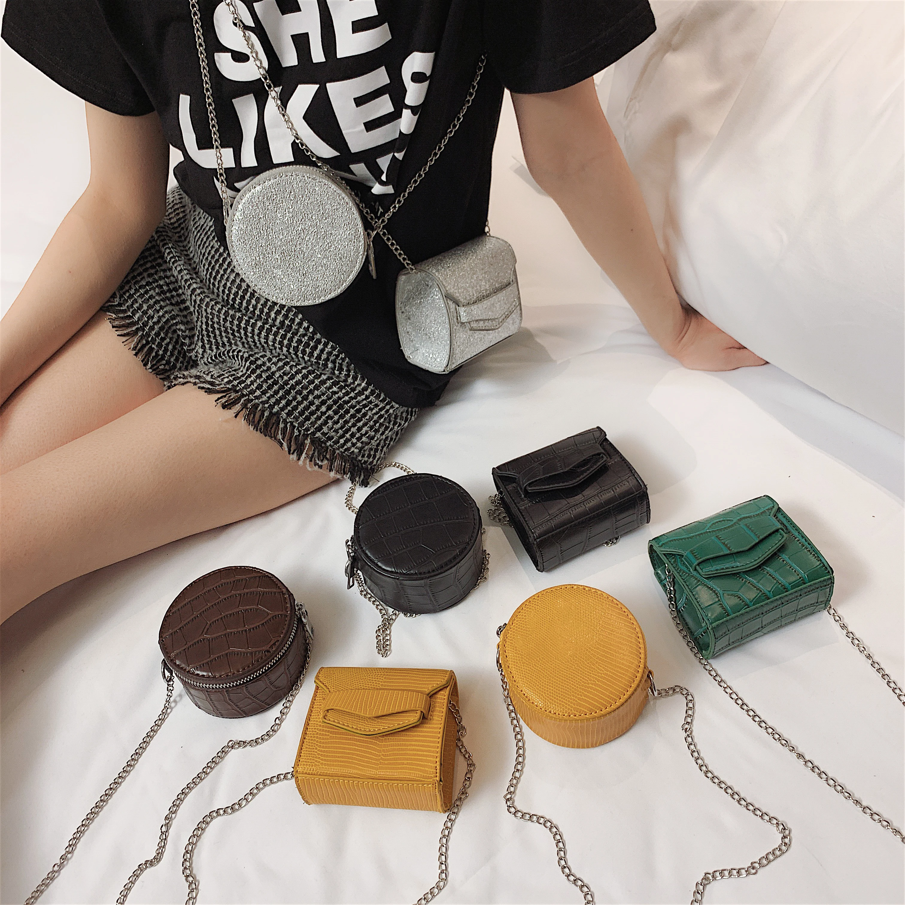 Mini Cute PU Leather Crossbody Bags For Women 2019 Round Square Messenger Shoulder Bag Ladies Phone Purses and Handbags
Mini Cute PU Leather Crossbody Bags For Women 2019 Round Square Messenger Shoulder Bag Ladies Phone Purses and Handbags
