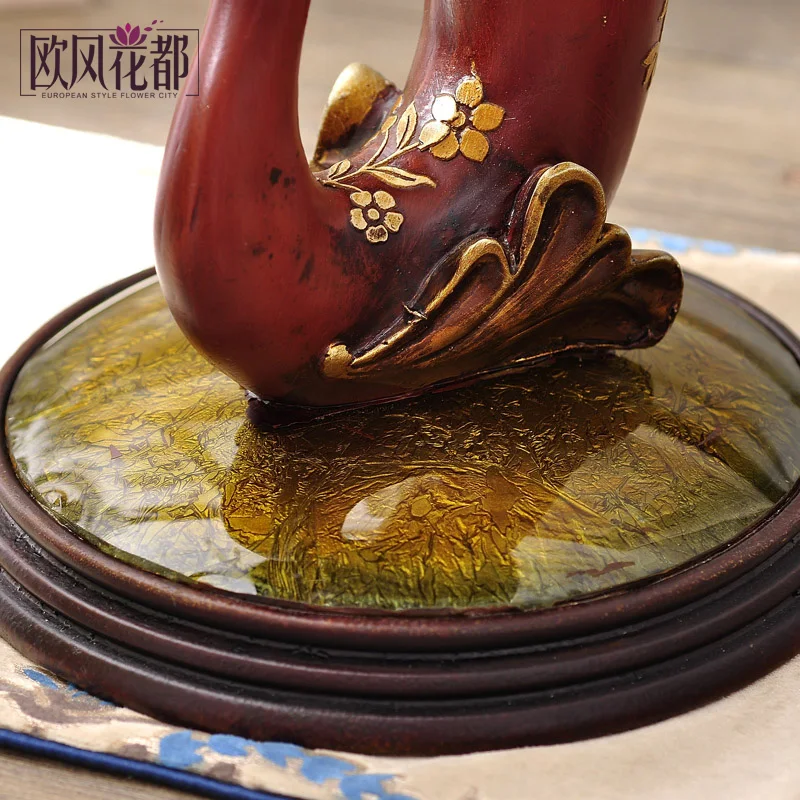 European vase Vase Decoration living room Home Furnishing entrance wine crafts table large retro Decor
European vase Vase Decoration living room Home Furnishing entrance wine crafts table large retro Decor