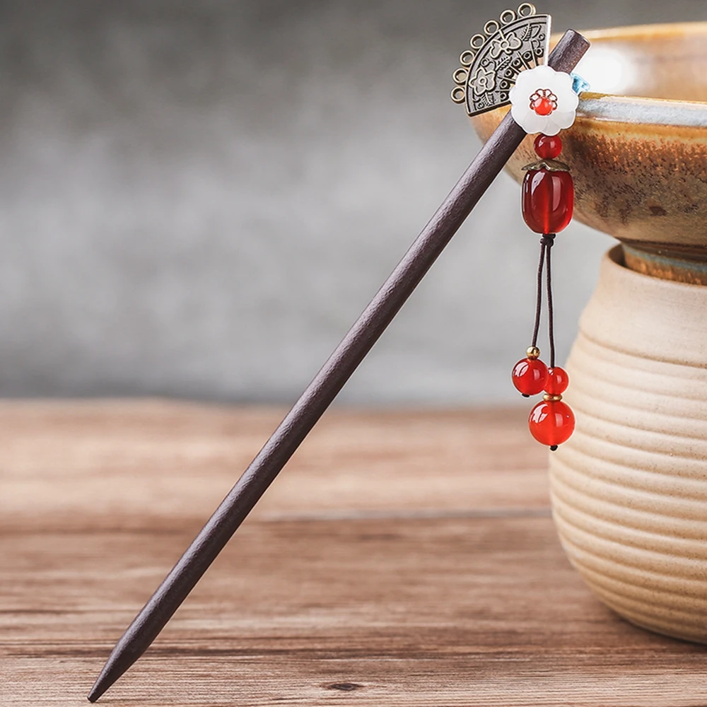 Ethnic Alloy Sector Lampwork Flower For Women Hair Sticks Red Barrel Bead Decorative Hair Jewelry Accessories Vintage FZ-18043-1
Ethnic Alloy Sector Lampwork Flower For Women Hair Sticks Red Barrel Bead Decorative Hair Jewelry Accessories Vintage FZ-18043-1