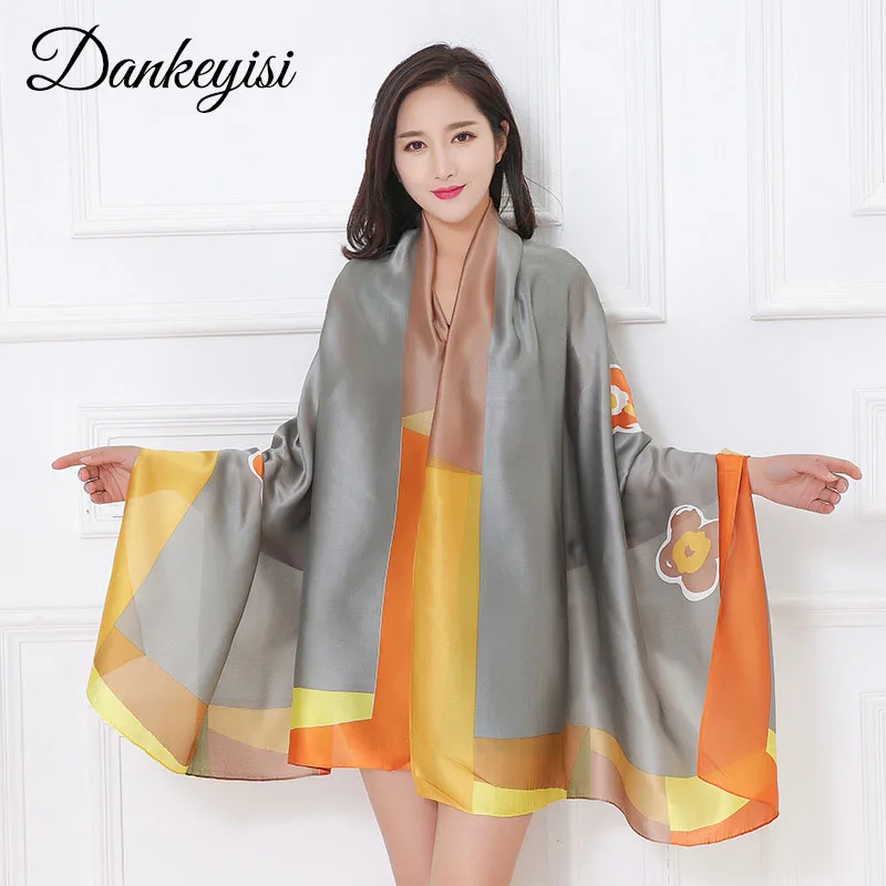 DANKEYISI Designer Women Pashmina Scarf Shawl Head Scarf Female Long Floral Scarves Fashion Women Scarf Luxury Brand Bandana
DANKEYISI Designer Women Pashmina Scarf Shawl Head Scarf Female Long Floral Scarves Fashion Women Scarf Luxury Brand Bandana