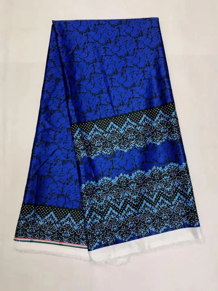 5Yards/pc Hot sale royal blue printed flower chiffon silk lace fabric african smooth satin lace fabric for dress LG7-3
5Yards/pc Hot sale royal blue printed flower chiffon silk lace fabric african smooth satin lace fabric for dress LG7-3