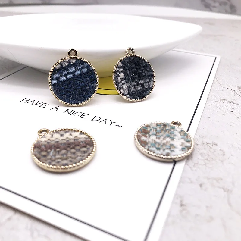 Большие круглые серьги из сплава, подходящие цвета, из ткани, аксессуары «сделай сам», индивидуальные, 24 х21 мм, 30 шт.
Большие круглые серьги из сплава, подходящие цвета, из ткани, аксессуары «сделай сам», индивидуальные, 24 х21 мм, 30 шт.