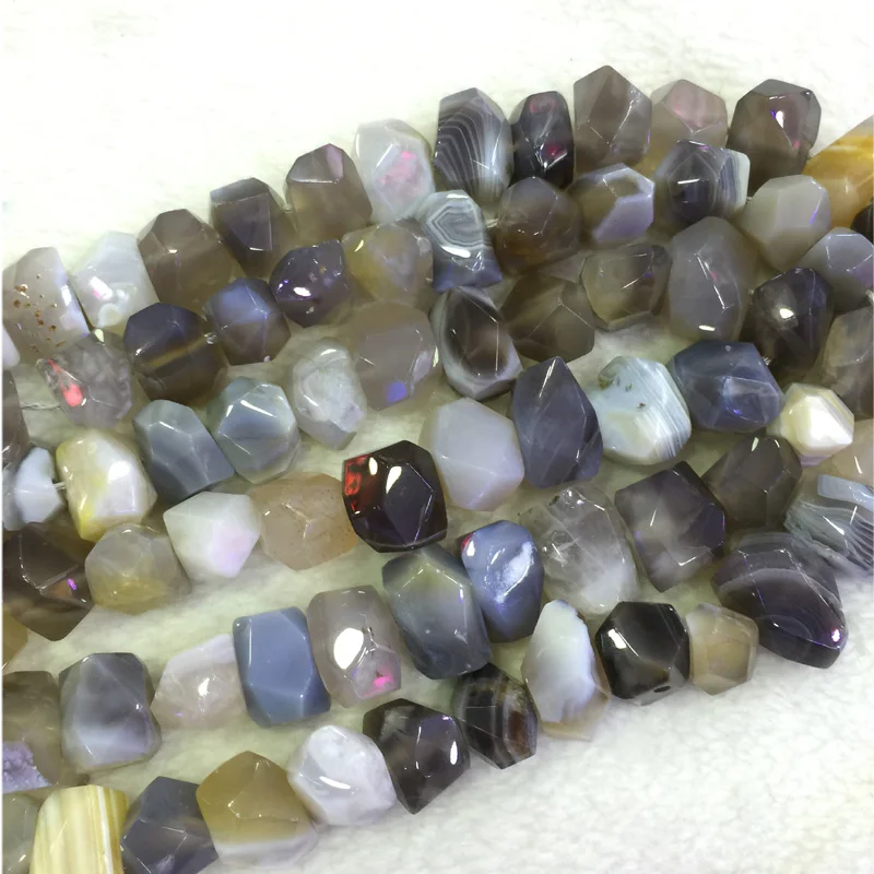 Natural Genuine Gray White Botswana Agate Fortification Onyx Hand Cut Faceted Nugget Free Form Loose Beads 15" 04230-A
Natural Genuine Gray White Botswana Agate Fortification Onyx Hand Cut Faceted Nugget Free Form Loose Beads 15" 04230-A