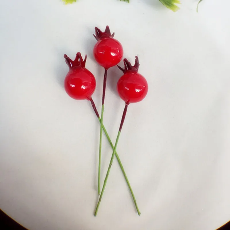 Berry Artificial Flower Green Plant DIY Christmas Garland Wreath Accessories Fake Plant Wedding Flowers Home Party Decoratio
Berry Artificial Flower Green Plant DIY Christmas Garland Wreath Accessories Fake Plant Wedding Flowers Home Party Decoratio