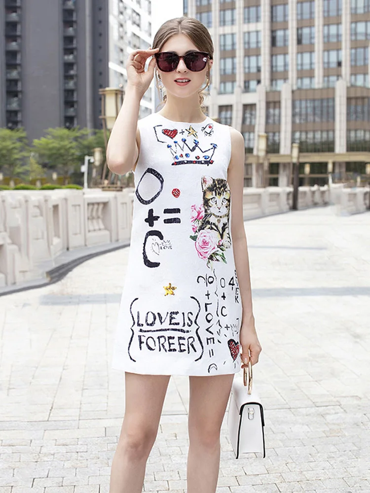 High Quality 2019 Summer New Fashion Women Dress Hipster Letter Cat Print Round Neck Sleeveless Jacquard A Word Dresses Female
High Quality 2019 Summer New Fashion Women Dress Hipster Letter Cat Print Round Neck Sleeveless Jacquard A Word Dresses Female