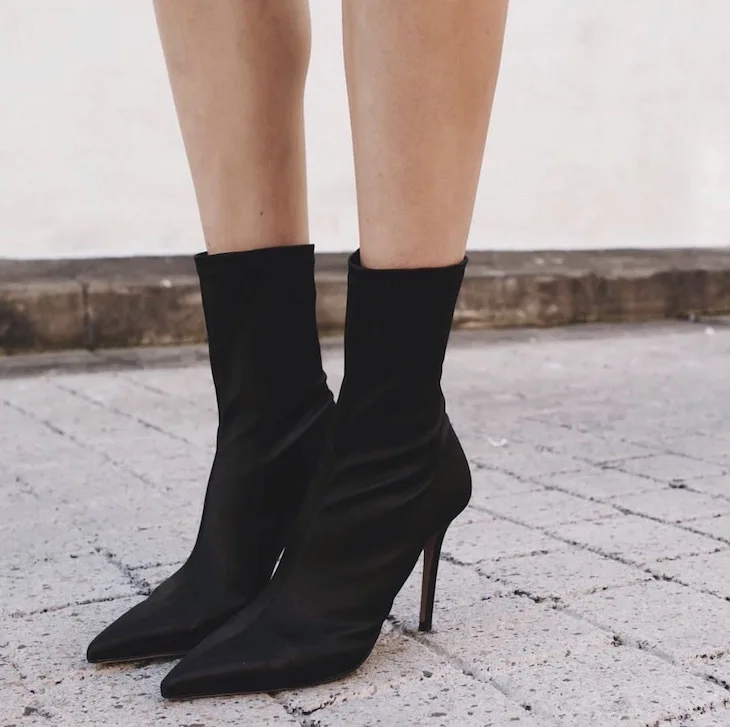 Koovan Women's Boots High-heel 2018 New Women's Shoes Elastic Cloth Pointed Heel Socks Shoes For Women High Heels Shoes Pumps
Koovan Women's Boots High-heel 2018 New Women's Shoes Elastic Cloth Pointed Heel Socks Shoes For Women High Heels Shoes Pumps
